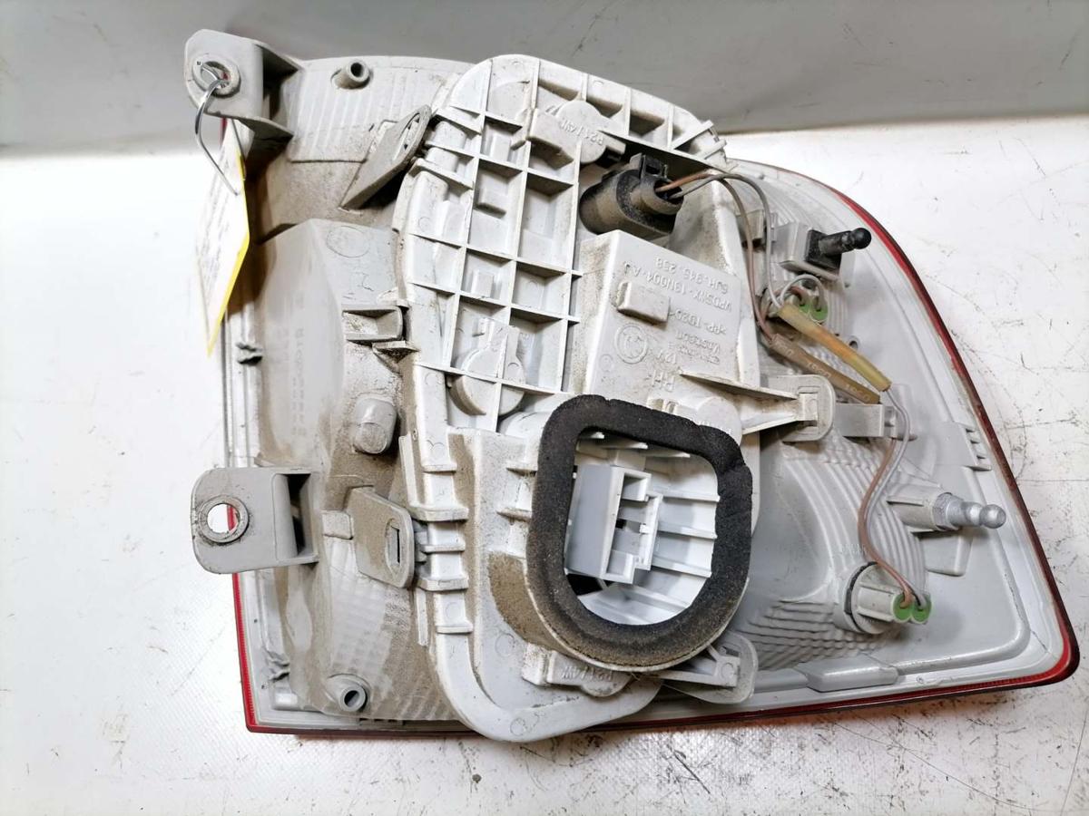 Skoda Rapid NH Rücklicht Rückleuchte Schlussleuchte links Limousine Bj.2013